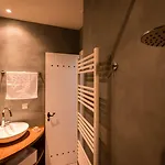 Yades Villas * Athanion