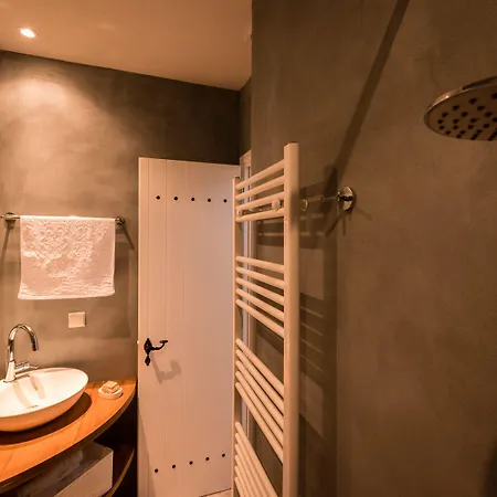 Yades Villas * Athanion