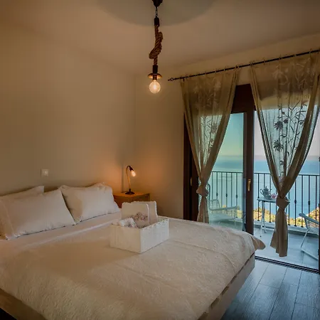 Yades Villas Athanion