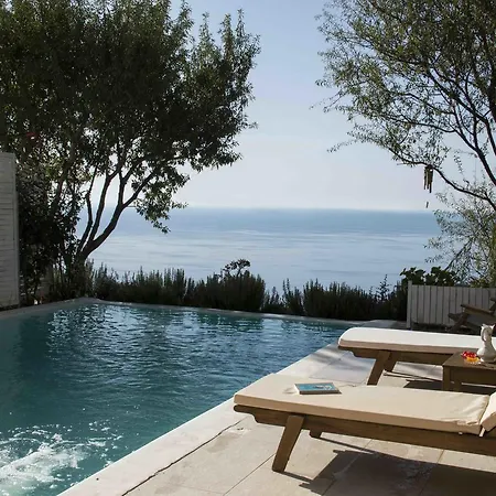 Yades Villas Athanion