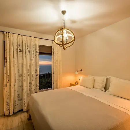 Yades Villas Athanion