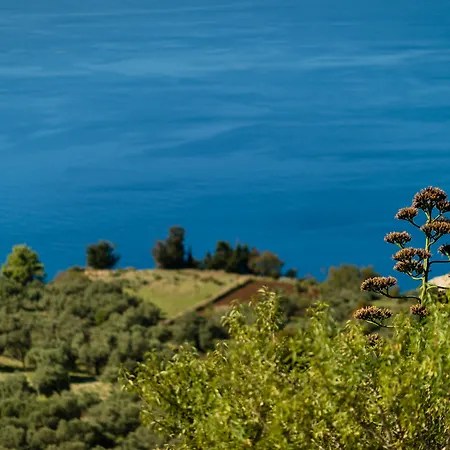 Yades Villas Athanion