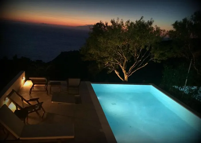 Yades Villas Athanion