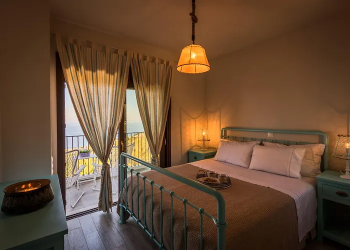 Yades Villas Athanion